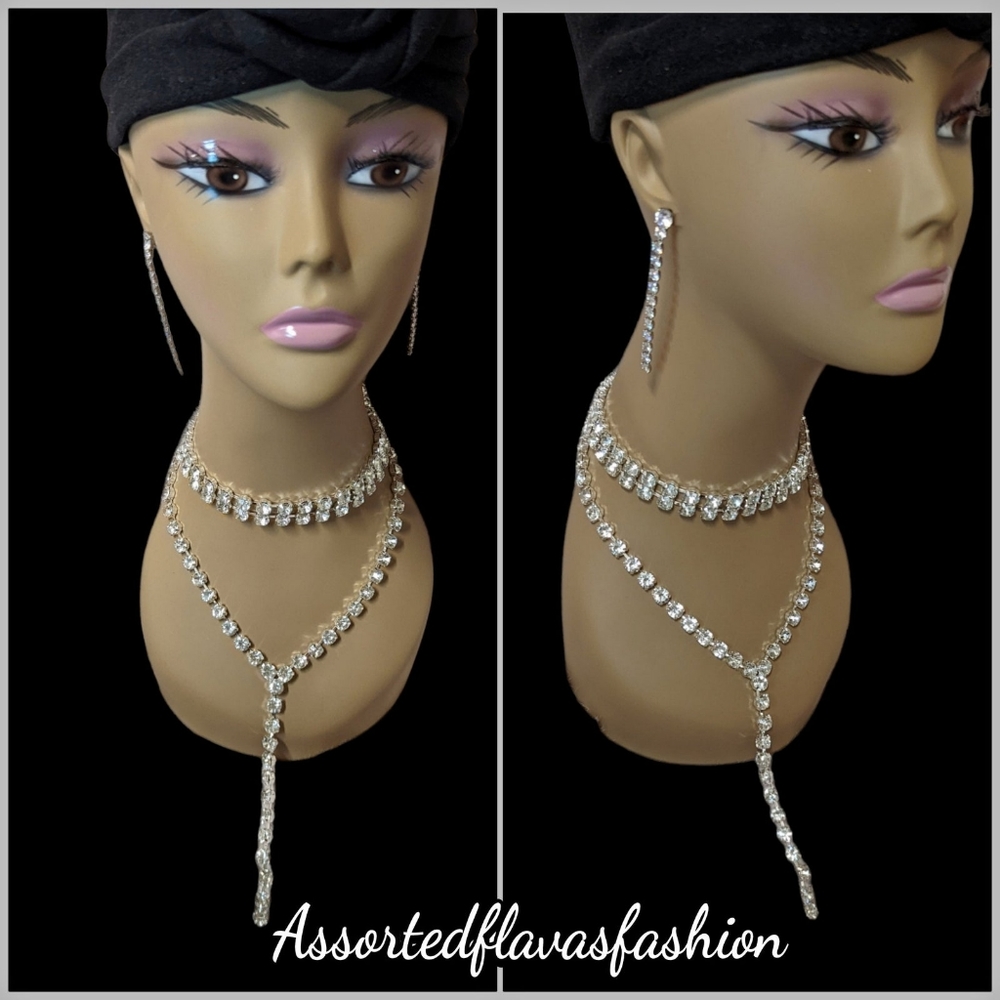 Necklace - Picture 2 of 5